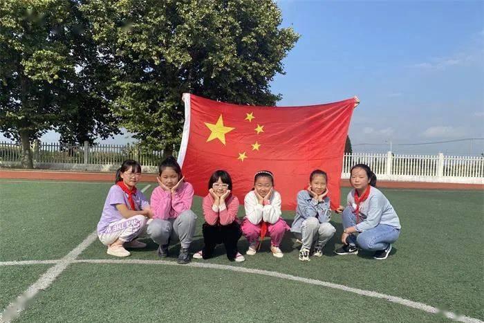 比如柜子  电视   沙发  洗衣机等等游戏画面
