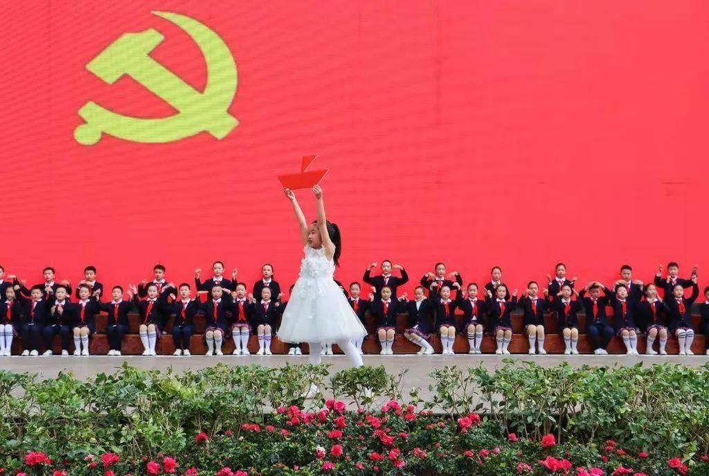 男友和我分手了，很痛苦，还能再去找他吗？游戏画面