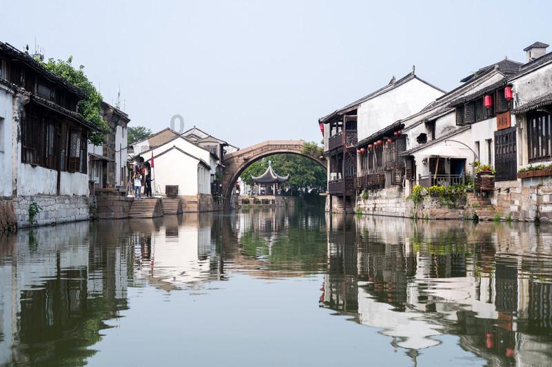 小兔子大冒险