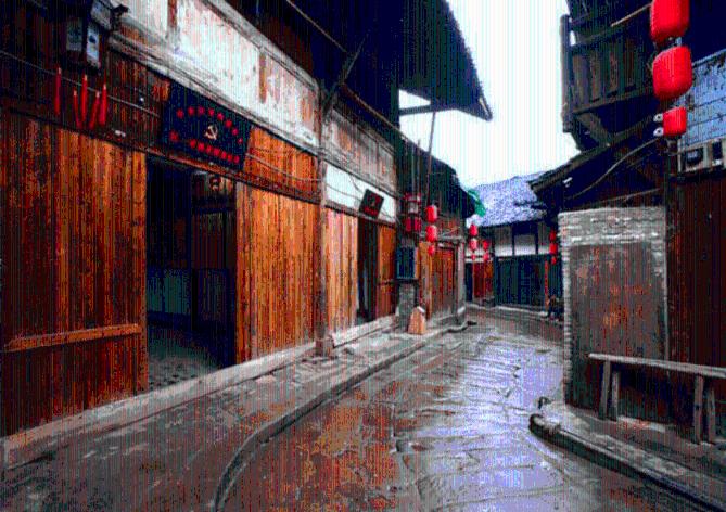逃离废弃的卡车场