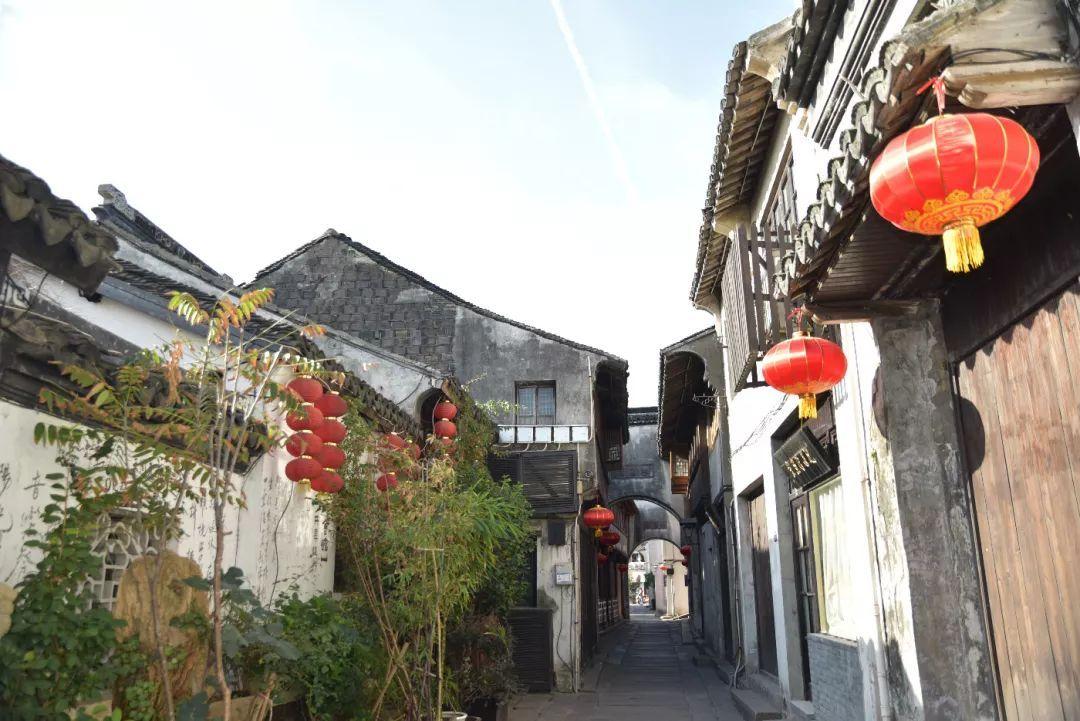 春天外出旅游时需要注意什么？